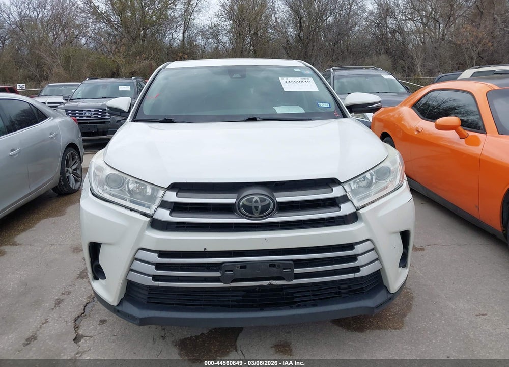 2019 TOYOTA HIGHLANDER LE VIN: 5TDZARFH9KS044570