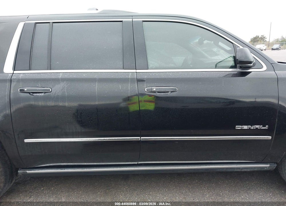 2018 GMC YUKON XL DENALI VIN: 1GKS2HKJ9JR225283