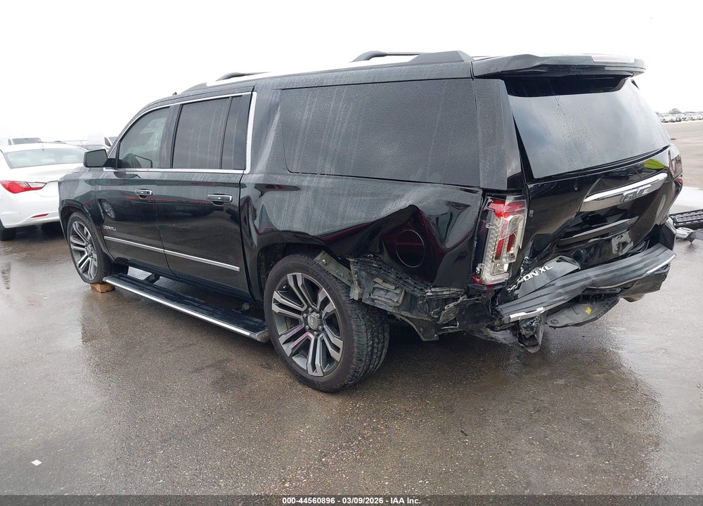 2018 GMC YUKON XL DENALI VIN: 1GKS2HKJ9JR225283