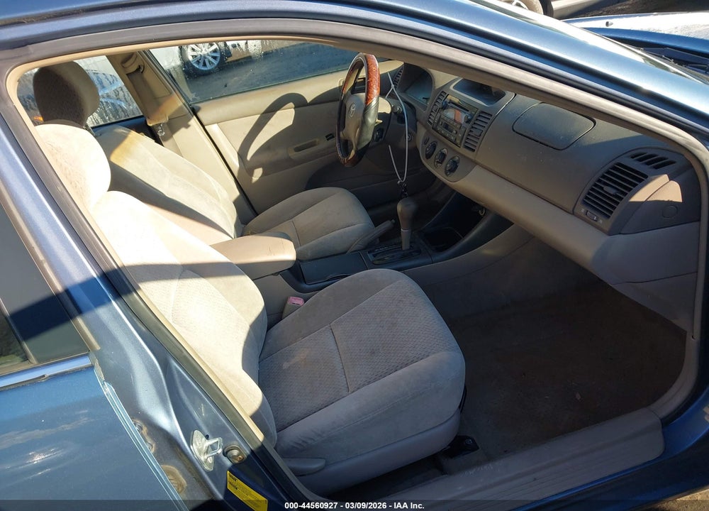 2004 TOYOTA CAMRY LE VIN: 4T1BE30K54U905485