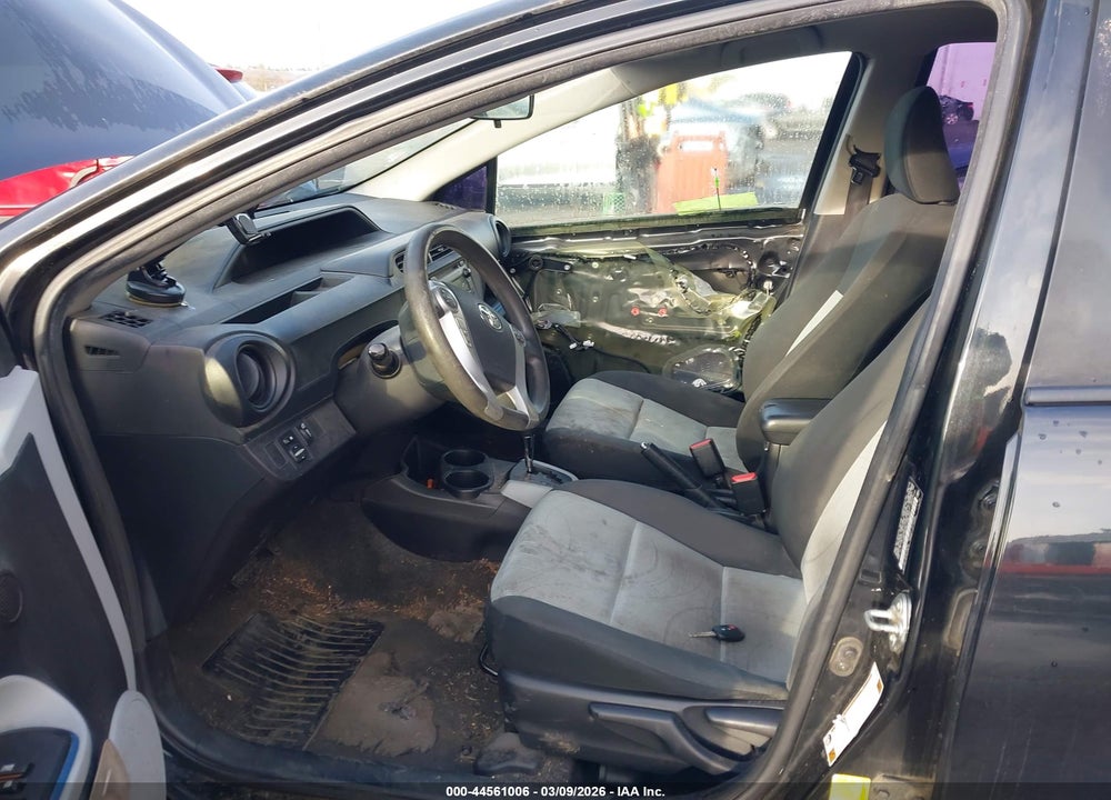 2013 TOYOTA PRIUS C TWO VIN: JTDKDTB30D1542334