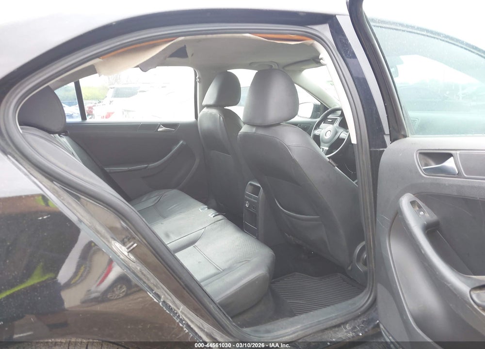 2012 VOLKSWAGEN JETTA 2.5L SE VIN: 3VWDX7AJXCM340283