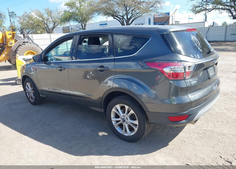2017 FORD ESCAPE SE VIN: 1FMCU9GD8HUB37184