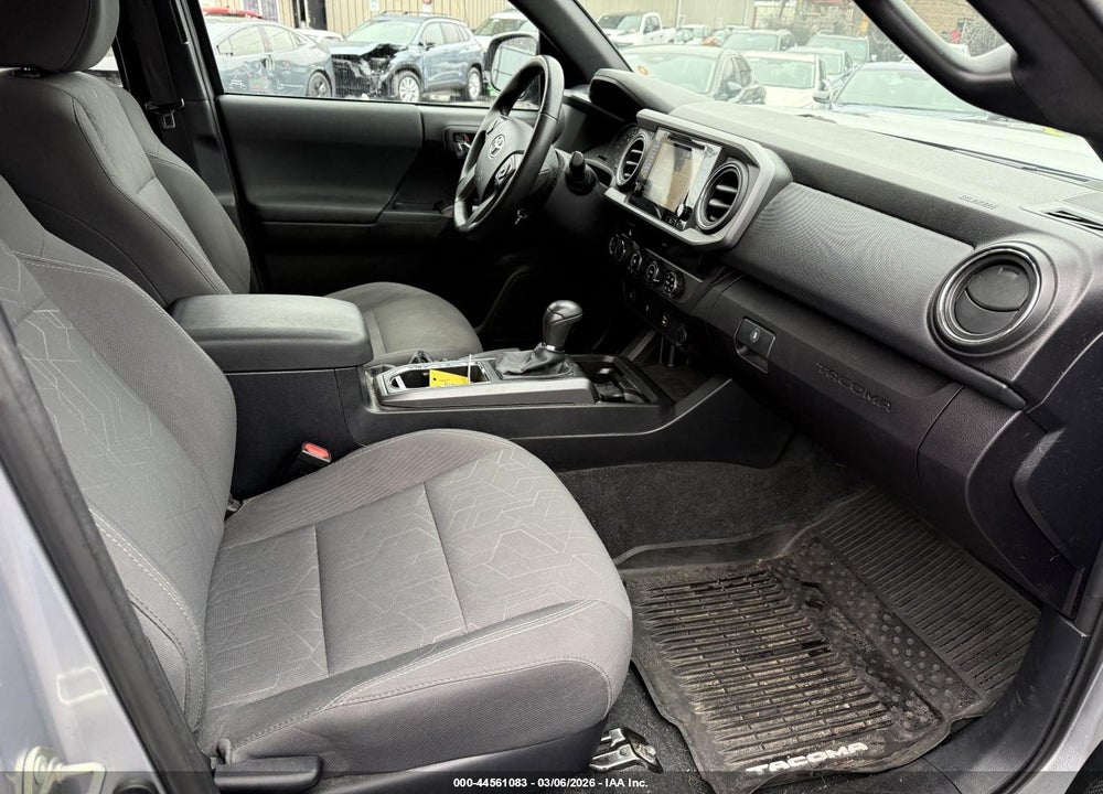 2017 TOYOTA TACOMA VIN: 3TMCZ5AN4HM101030