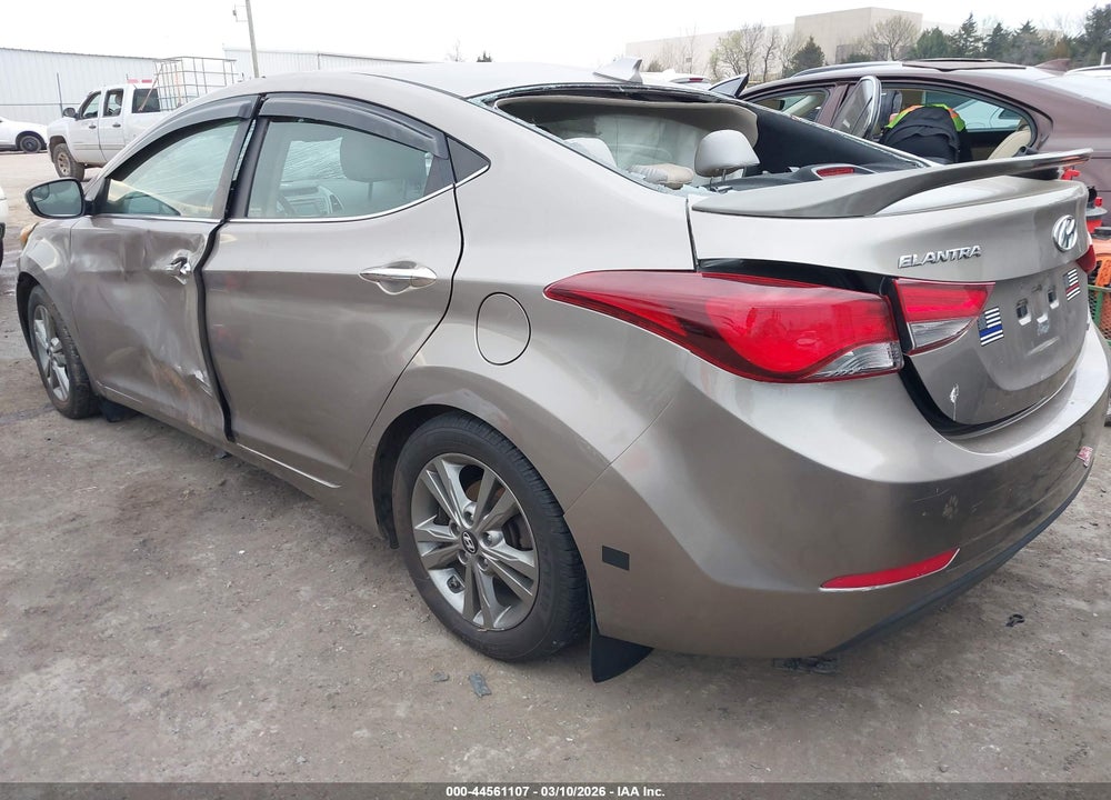 2015 HYUNDAI ELANTRA VIN: 5NPDH4AE1FH608794