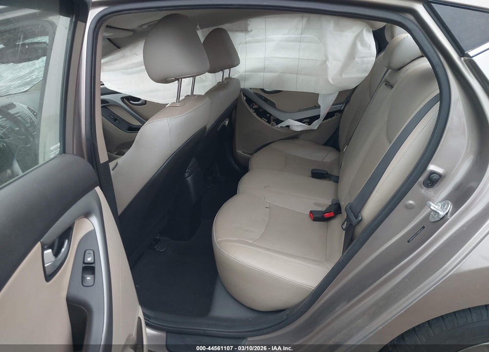 2015 HYUNDAI ELANTRA VIN: 5NPDH4AE1FH608794