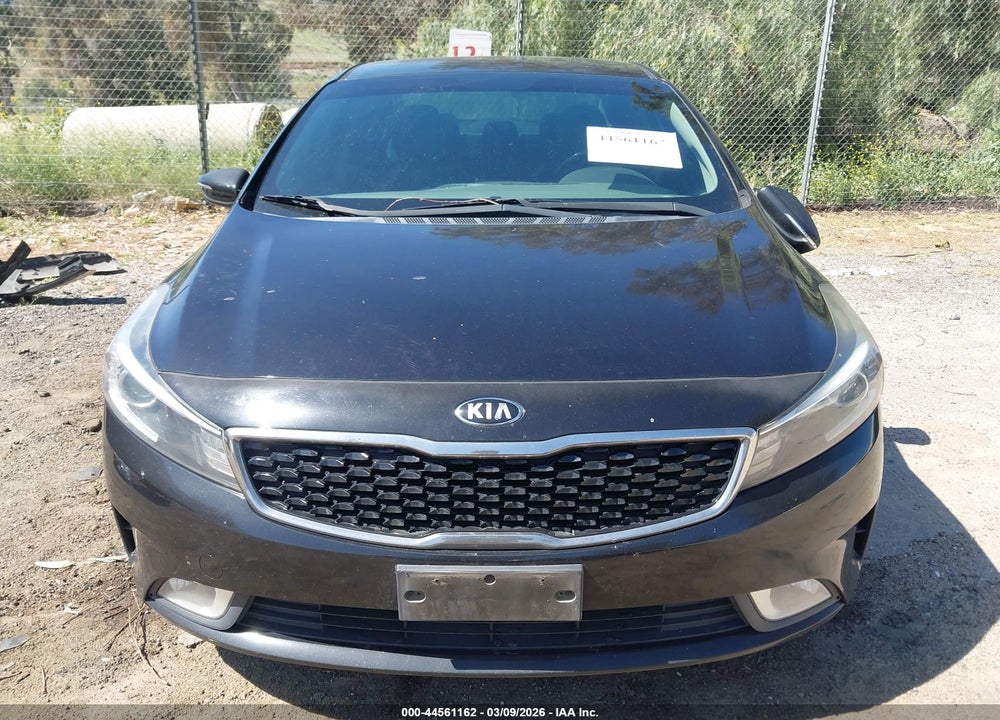 2018 KIA FORTE EX VIN: 3KPFL4A89JE199975