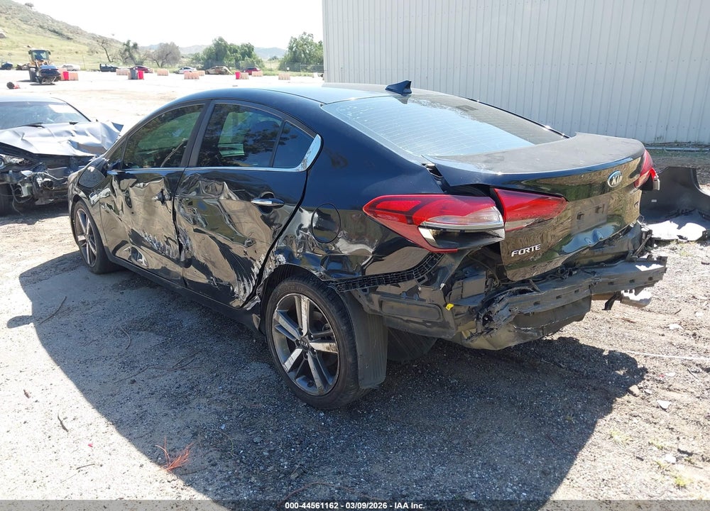 2018 KIA FORTE EX VIN: 3KPFL4A89JE199975