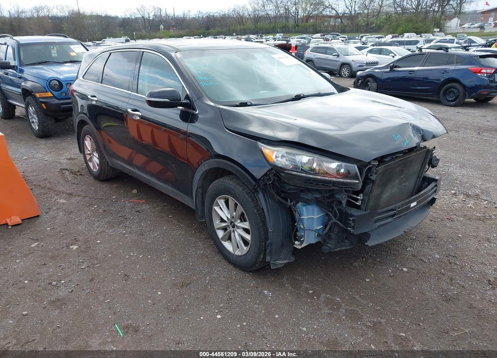 2019 KIA SORENTO 2.4L L VIN: 5XYPG4A30KG596945