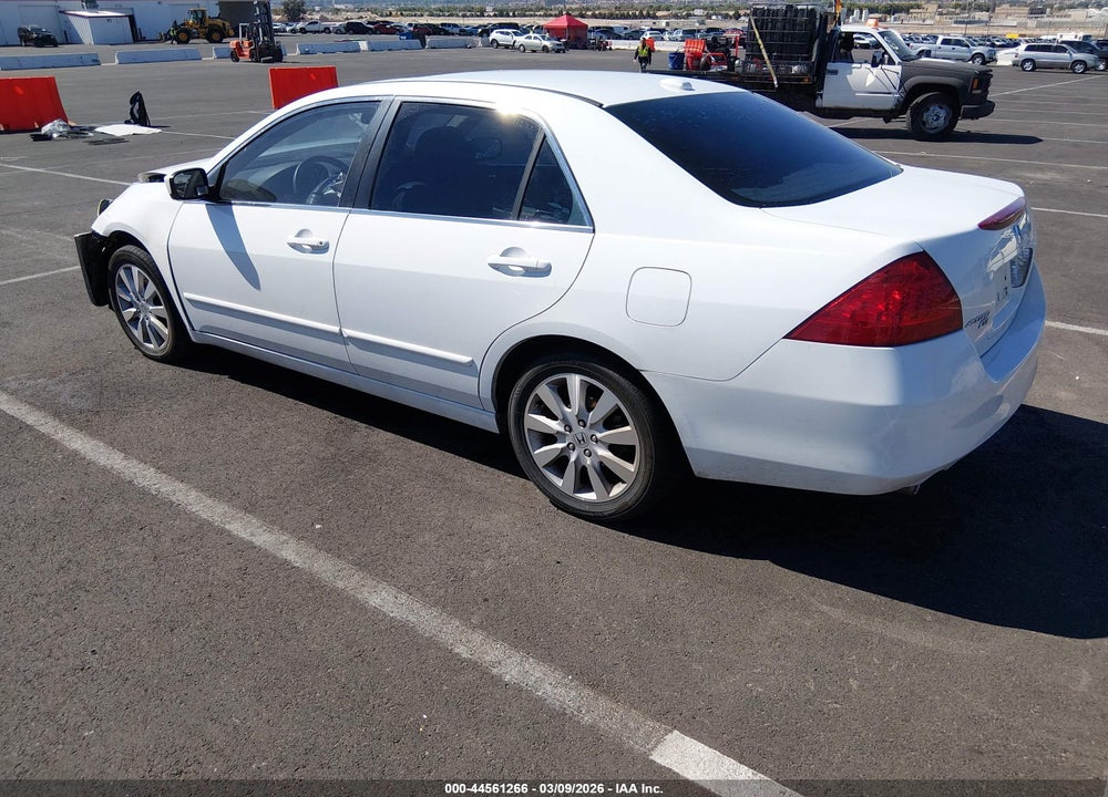 2007 HONDA ACCORD 3.0 EX VIN: 1HGCM66527A073559