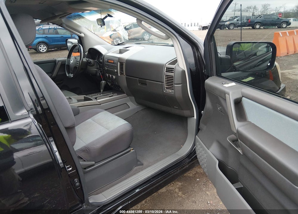 2006 NISSAN TITAN SE VIN: 1N6AA06A56N524710
