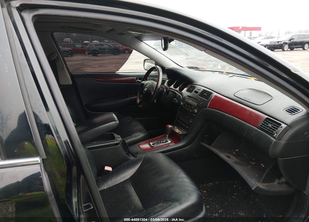 2004 LEXUS ES 330 VIN: JTHBA30G945040041