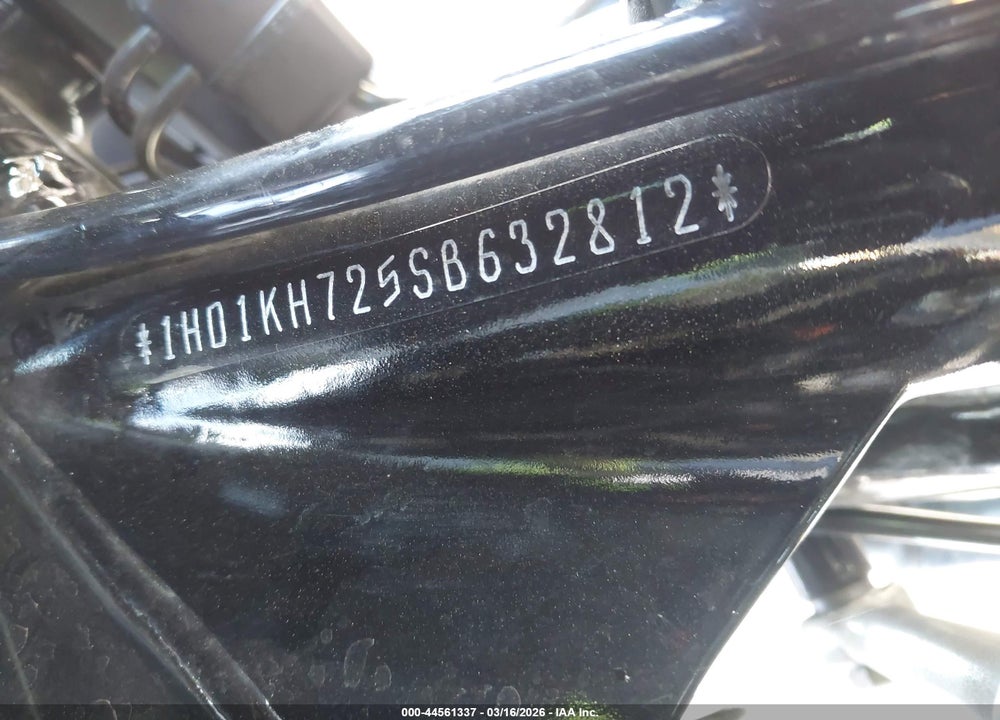 2025 HARLEY-DAVIDSON FLTRX VIN: 1HD1KH725SB632812