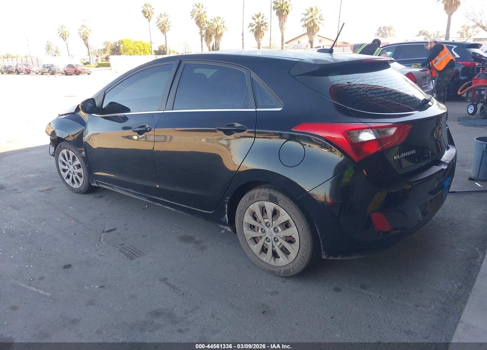 2016 HYUNDAI ELANTRA GT VIN: KMHD35LH2GU287721