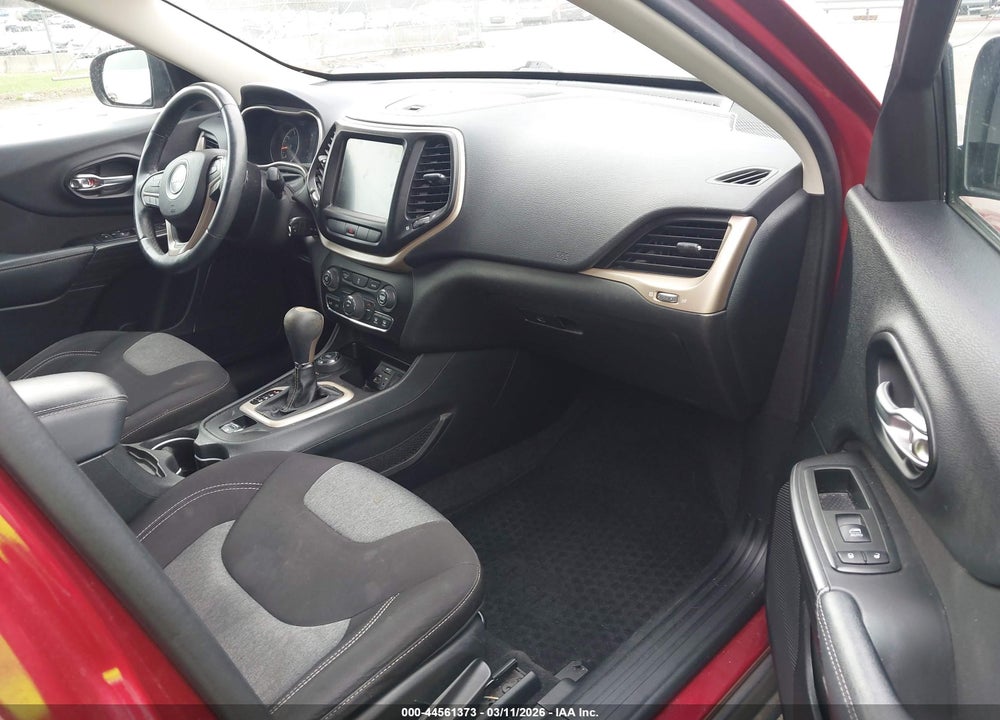 2014 JEEP CHEROKEE LATITUDE VIN: 1C4PJMCB8EW193762