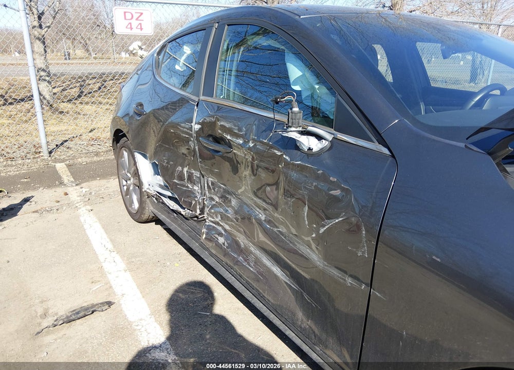 2023 MAZDA 3 2.5 S SELECT VIN: JM1BPAKM1P1615056
