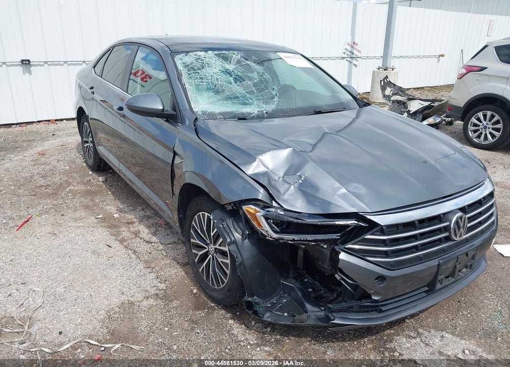 2019 VOLKSWAGEN JETTA 1.4T SEL VIN: 3VWE57BU4KM106173