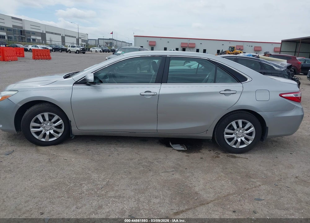 2016 TOYOTA CAMRY LE VIN: 4T1BF1FK8GU121959