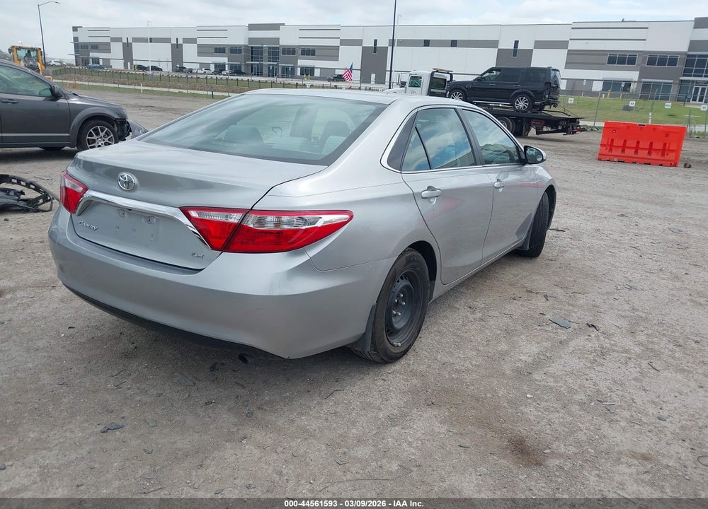 2016 TOYOTA CAMRY LE VIN: 4T1BF1FK8GU121959