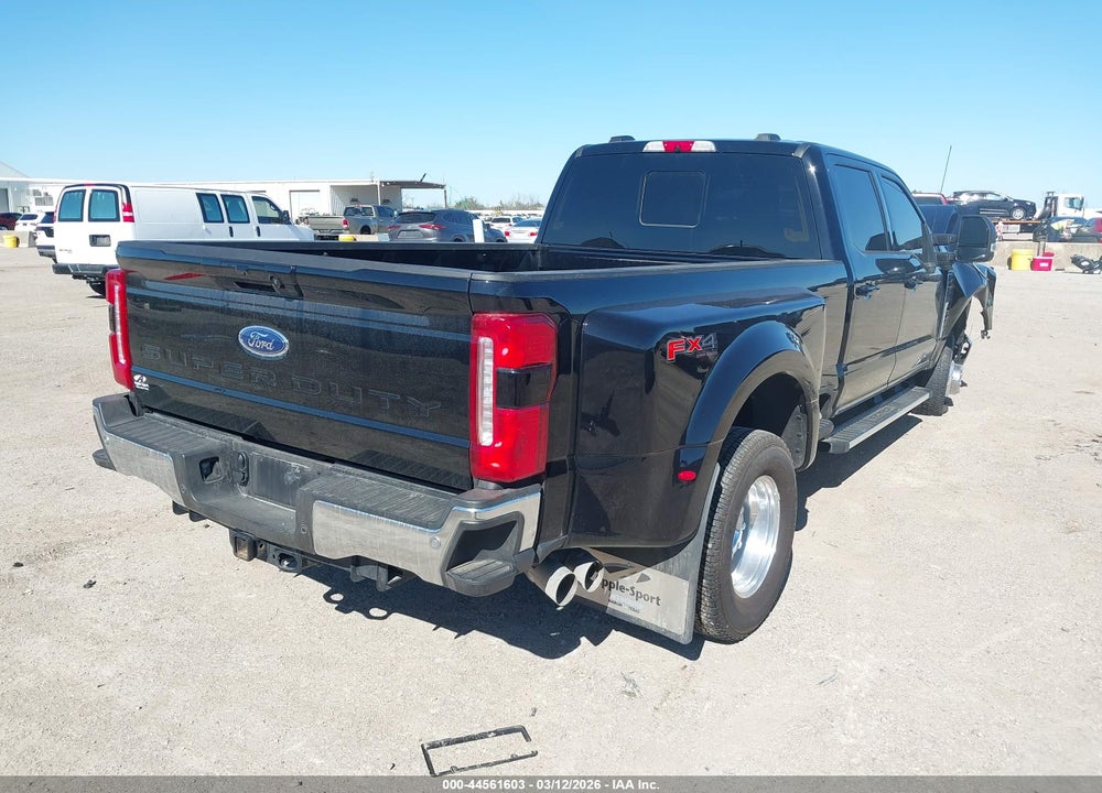 2025 FORD F-350 LARIAT VIN: 1FT8W3DTXSED35828