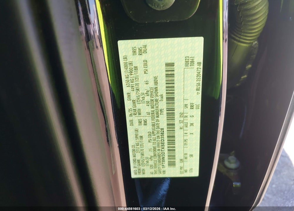 2025 FORD F-350 LARIAT VIN: 1FT8W3DTXSED35828