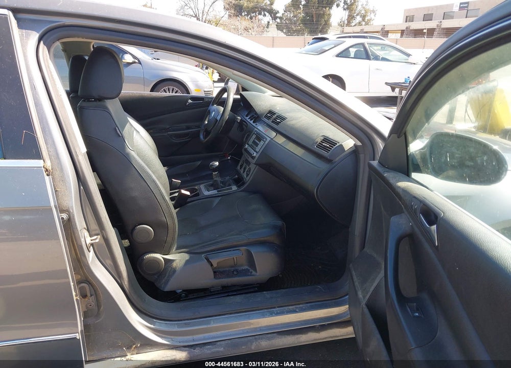 2007 VOLKSWAGEN PASSAT 2.0T VIN: WVWGK73C07P084250