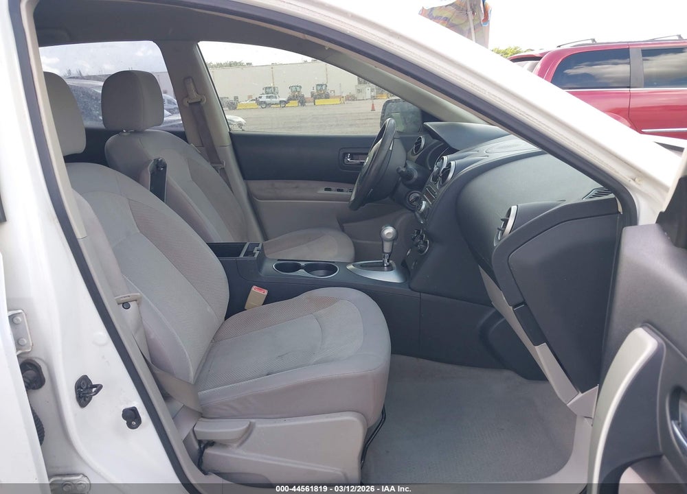 2011 NISSAN ROGUE S VIN: JN8AS5MT2BW152382