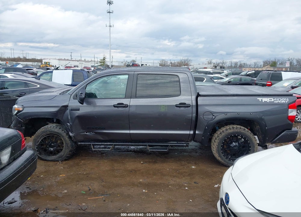 2019 TOYOTA TUNDRA SR5 5.7L V8 VIN: 5TFDY5F19KX817341