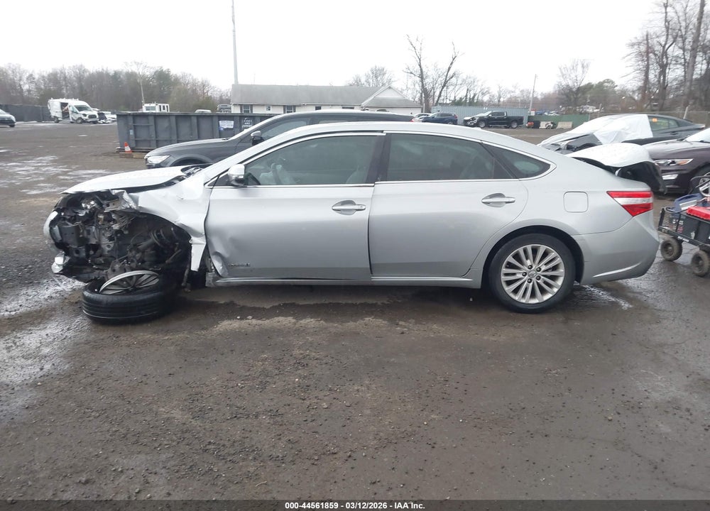 2015 TOYOTA AVALON HYBRID XLE TOURING VIN: 4T1BD1EB0FU044901
