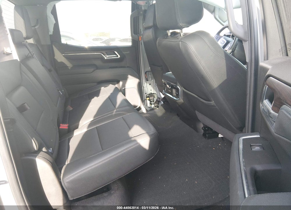 2025 GMC SIERRA 1500 4WD  SHORT BOX SLT VIN: 3GTUUDEL8SG219576
