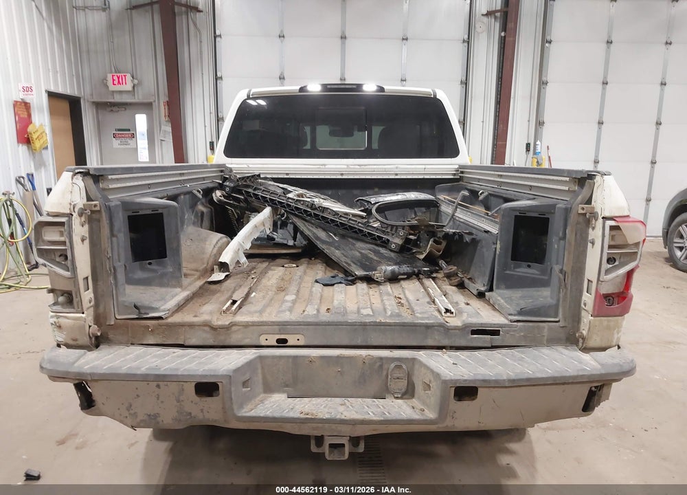 2016 NISSAN TITAN XD PLATINUM RESERVE DIESEL VIN: 1N6BA1F45GN517732