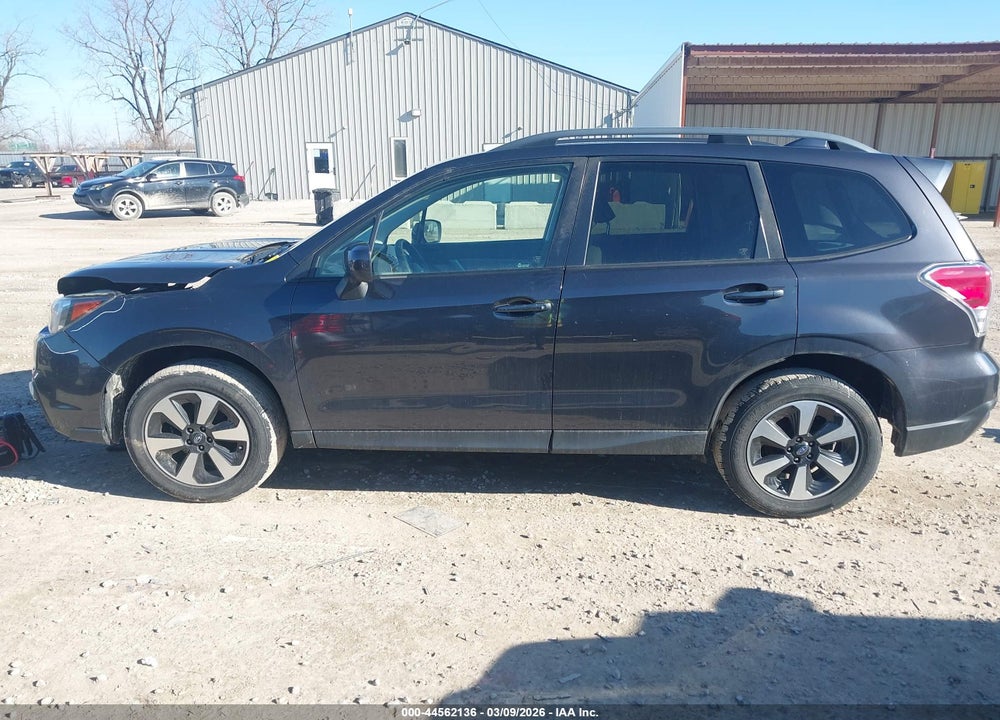 2017 SUBARU FORESTER 2.5I PREMIUM VIN: JF2SJAGCXHH419693