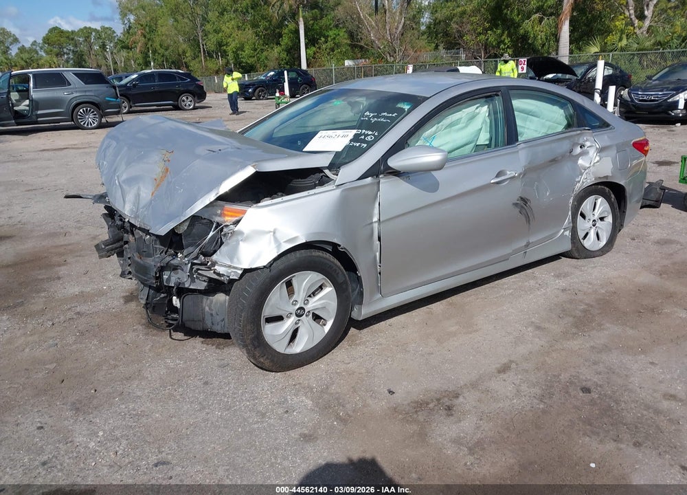 2014 HYUNDAI SONATA GLS VIN: 5NPEB4AC0EH824879