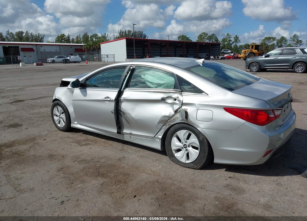 2014 HYUNDAI SONATA GLS VIN: 5NPEB4AC0EH824879