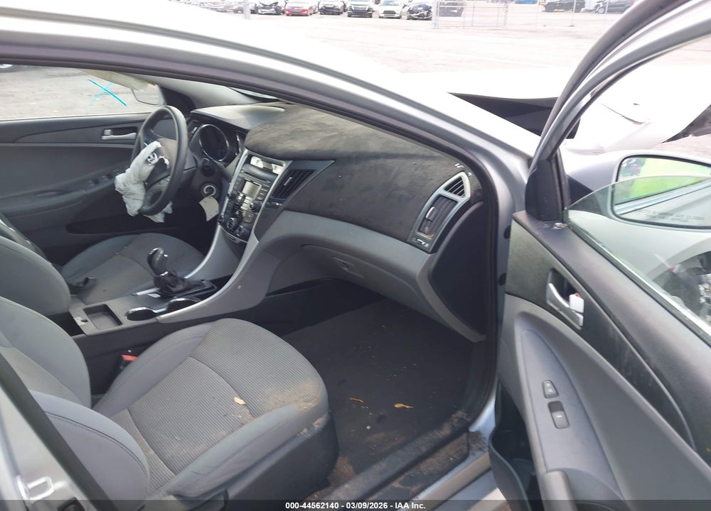 2014 HYUNDAI SONATA GLS VIN: 5NPEB4AC0EH824879