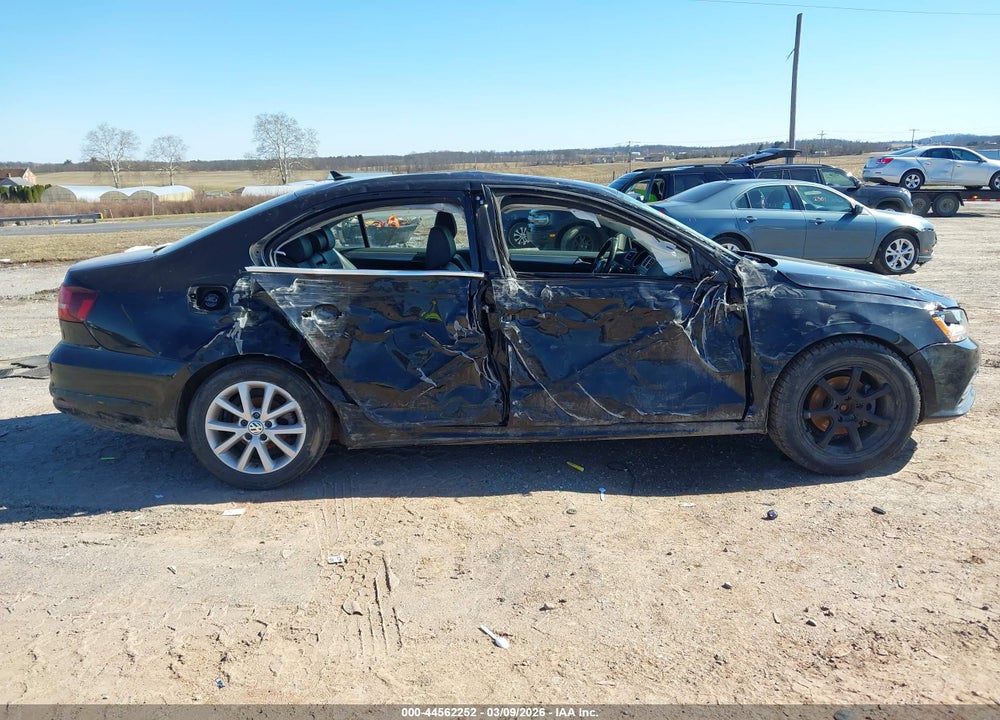 2017 VOLKSWAGEN JETTA 1.4T SE VIN: 3VWB67AJ2HM341588