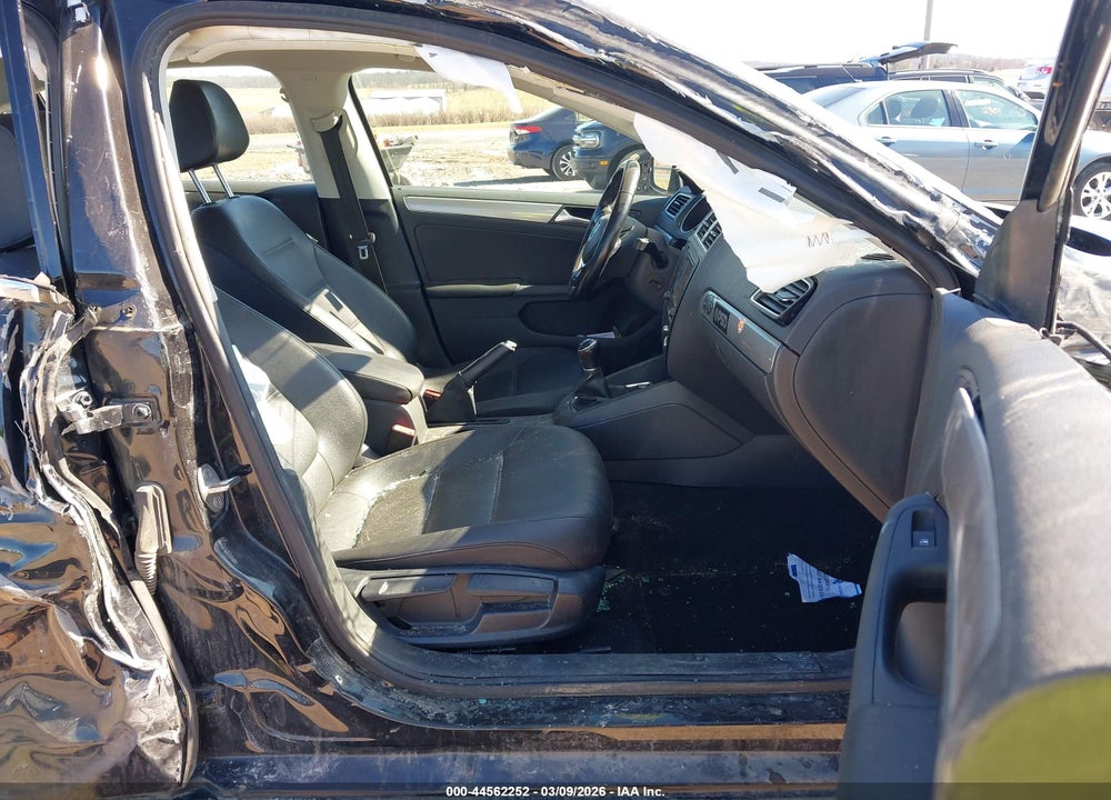 2017 VOLKSWAGEN JETTA 1.4T SE VIN: 3VWB67AJ2HM341588