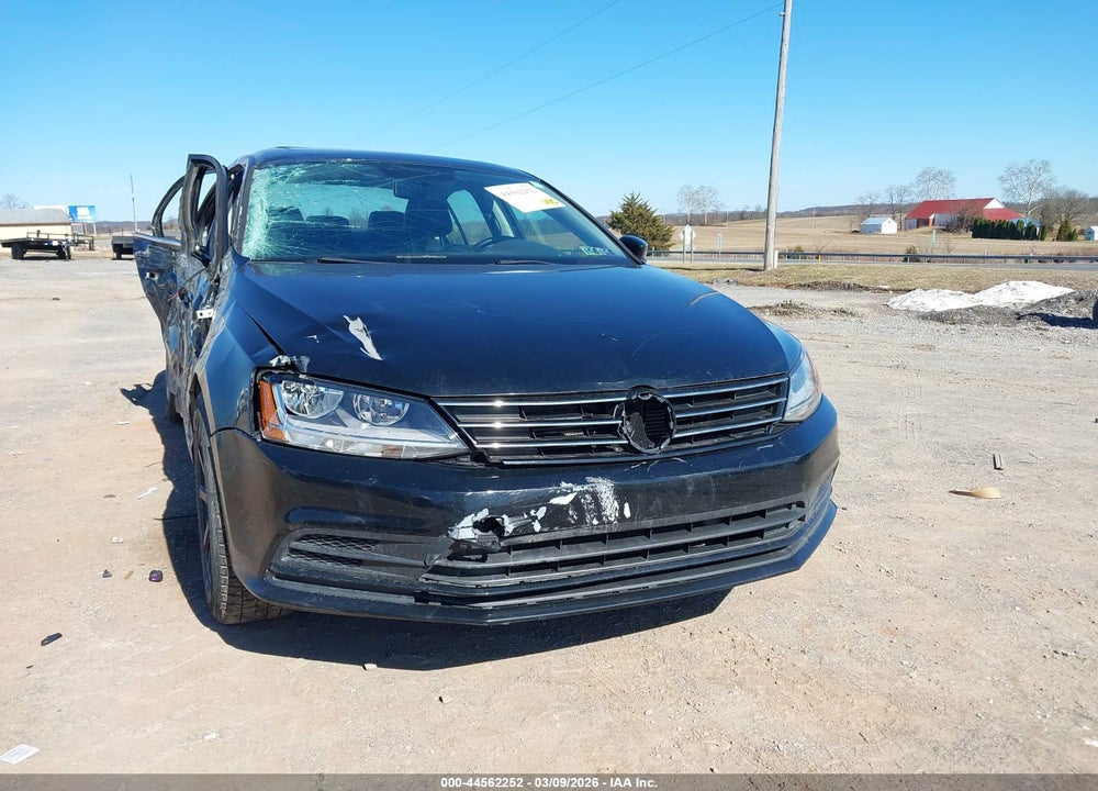 2017 VOLKSWAGEN JETTA 1.4T SE VIN: 3VWB67AJ2HM341588