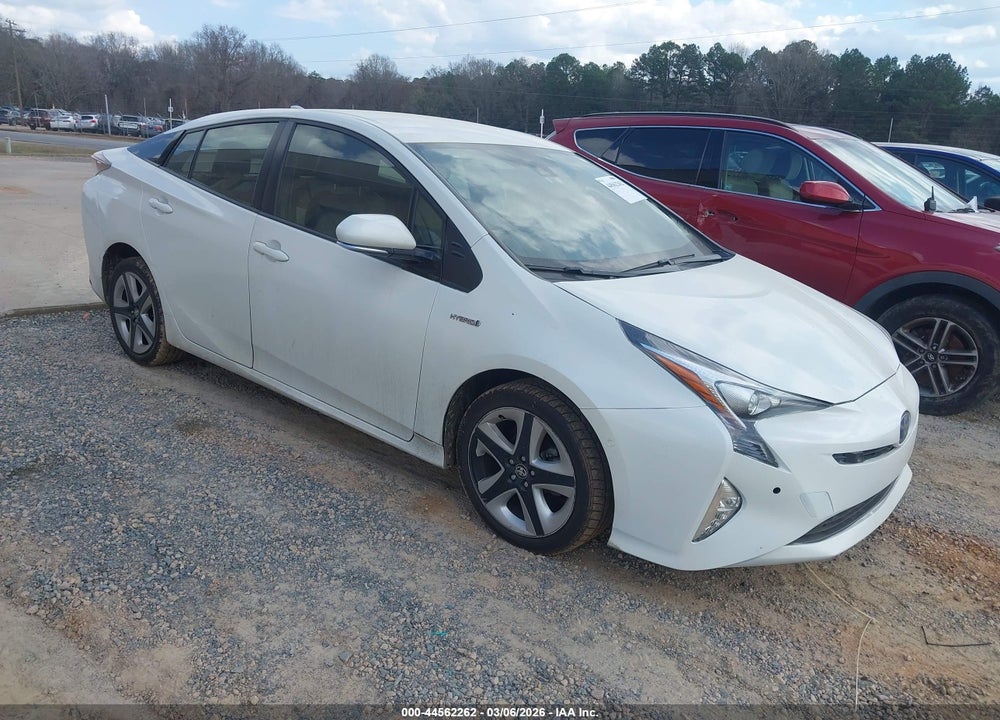 2018 TOYOTA PRIUS VIN: JTDKARFU3J3057782