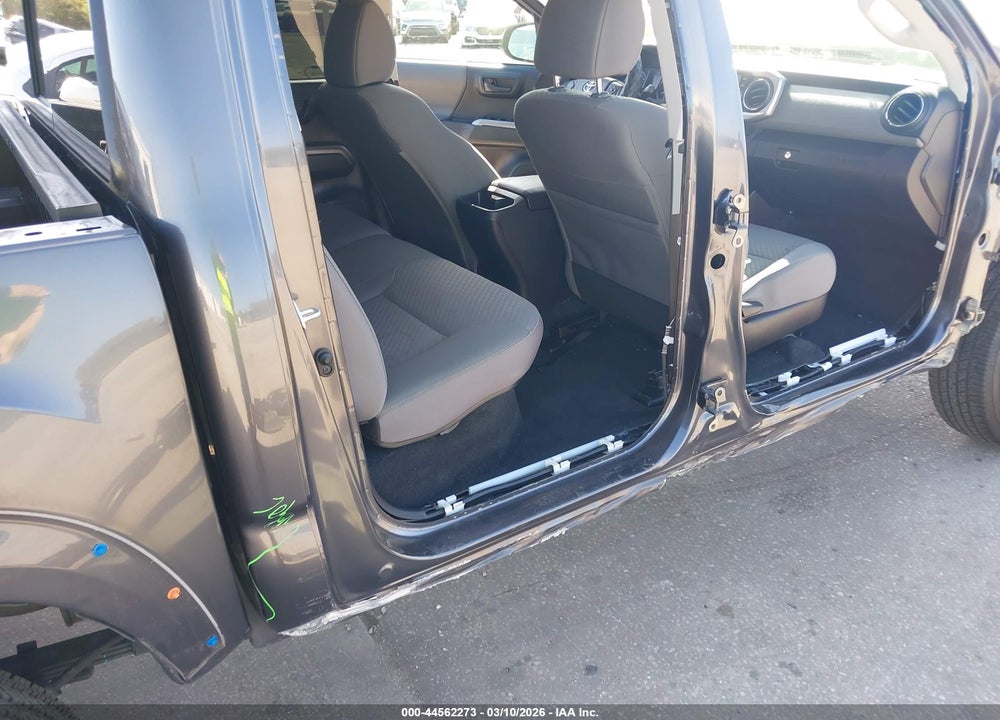 2022 TOYOTA TACOMA SR5 V6 VIN: 3TMAZ5CN0NM168482