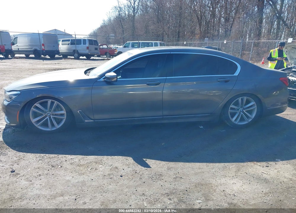 2016 BMW 750I XDRIVE VIN: WBA7F2C53GG417501