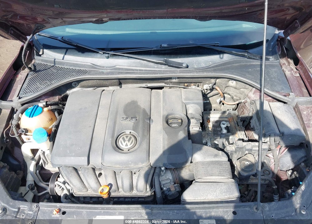 2013 VOLKSWAGEN PASSAT 2.5L SE VIN: 1VWBP7A36DC046438