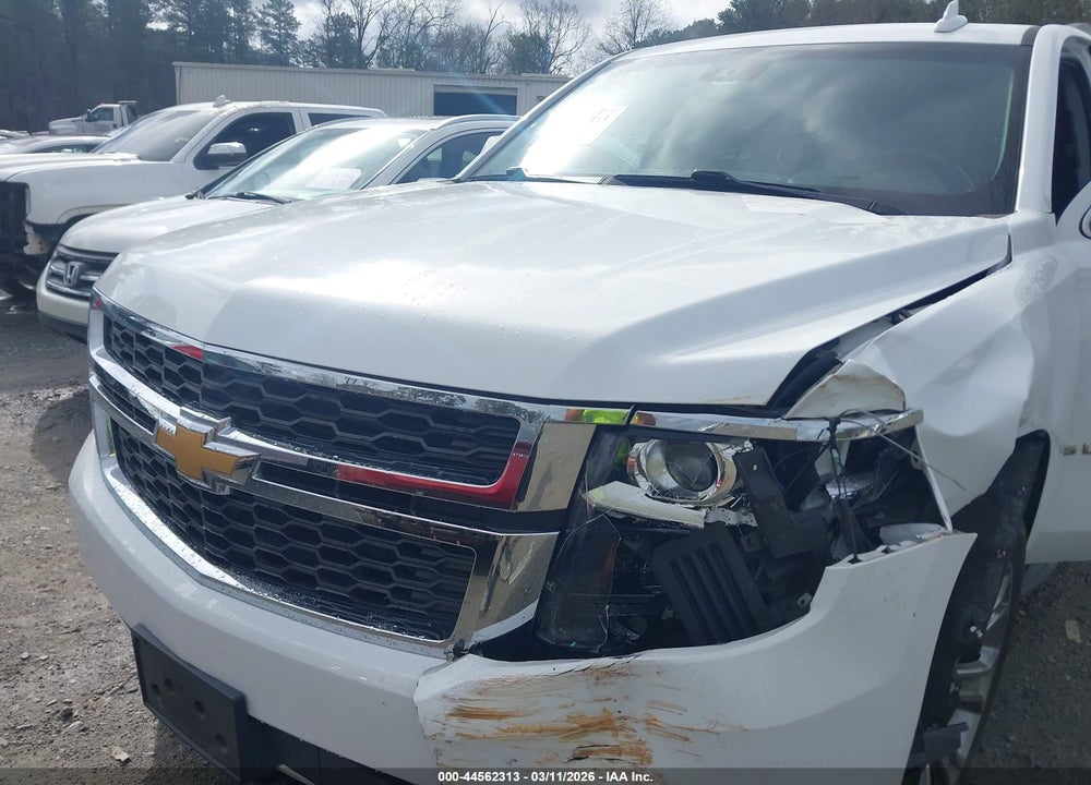 2018 CHEVROLET SUBURBAN LT VIN: 1GNSKHKC6JR209952