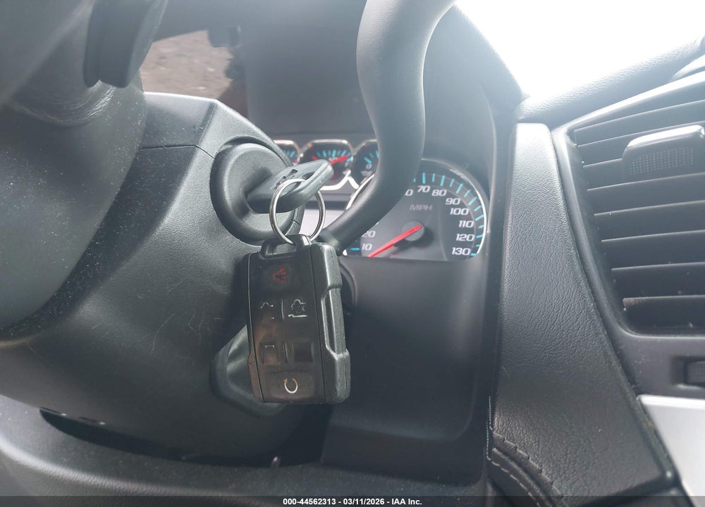 2018 CHEVROLET SUBURBAN LT VIN: 1GNSKHKC6JR209952
