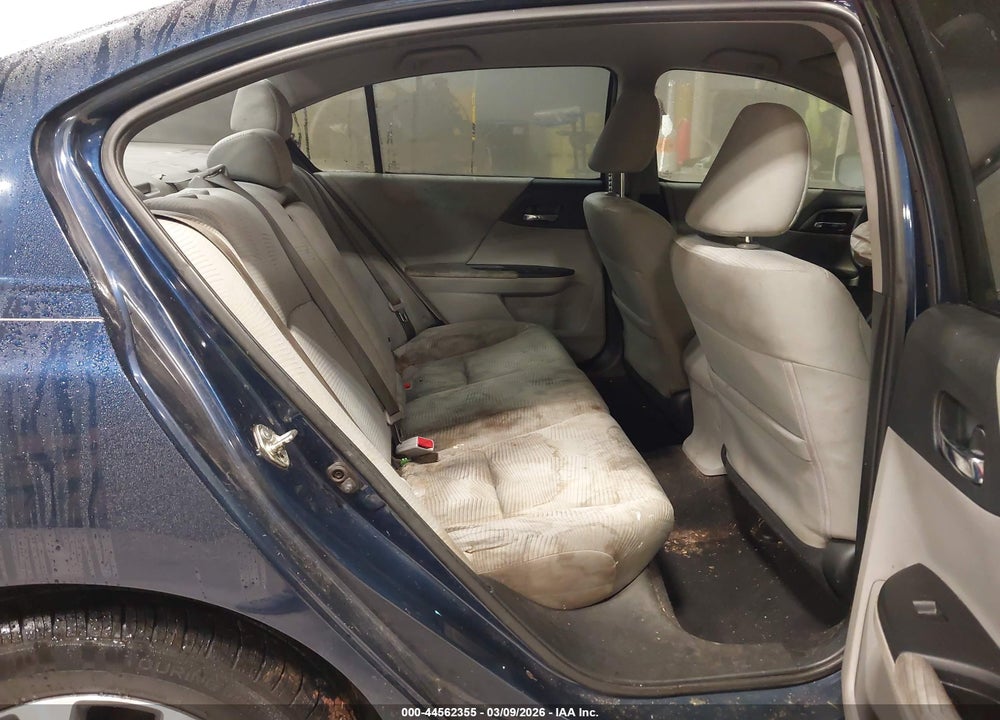 2015 HONDA ACCORD LX VIN: 1HGCR2F39FA155926