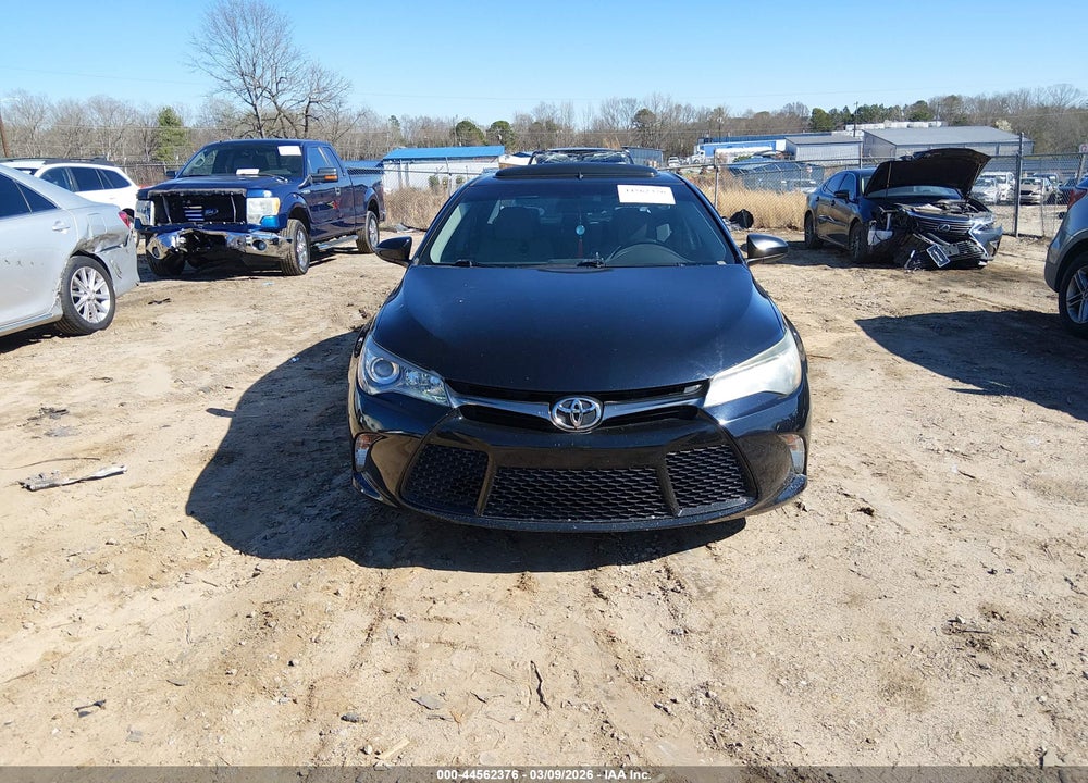 2017 TOYOTA CAMRY SE VIN: 4T1BF1FK2HU318515