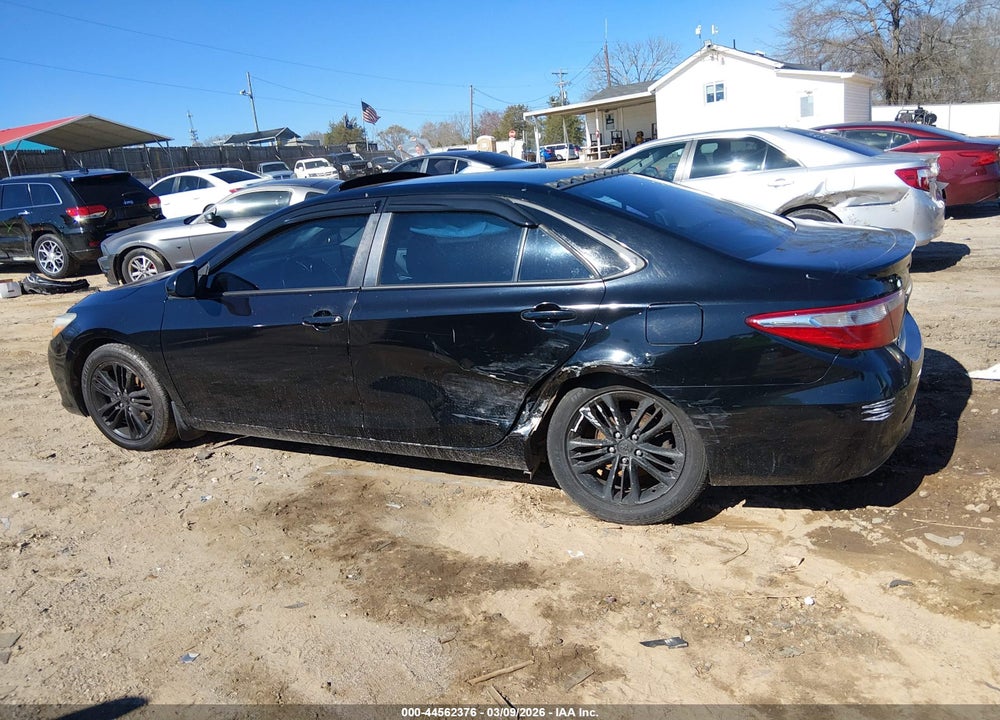 2017 TOYOTA CAMRY SE VIN: 4T1BF1FK2HU318515