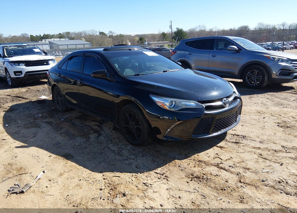 2017 TOYOTA CAMRY SE VIN: 4T1BF1FK2HU318515