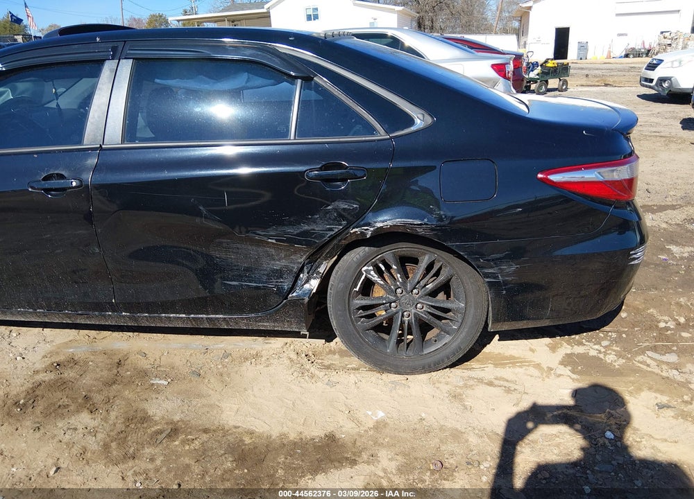 2017 TOYOTA CAMRY SE VIN: 4T1BF1FK2HU318515