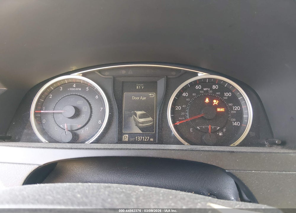 2017 TOYOTA CAMRY SE VIN: 4T1BF1FK2HU318515